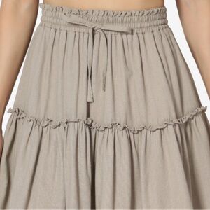 3/$10 Zenana Outfitters Tan Gray Smocked Skater Mini Skirt